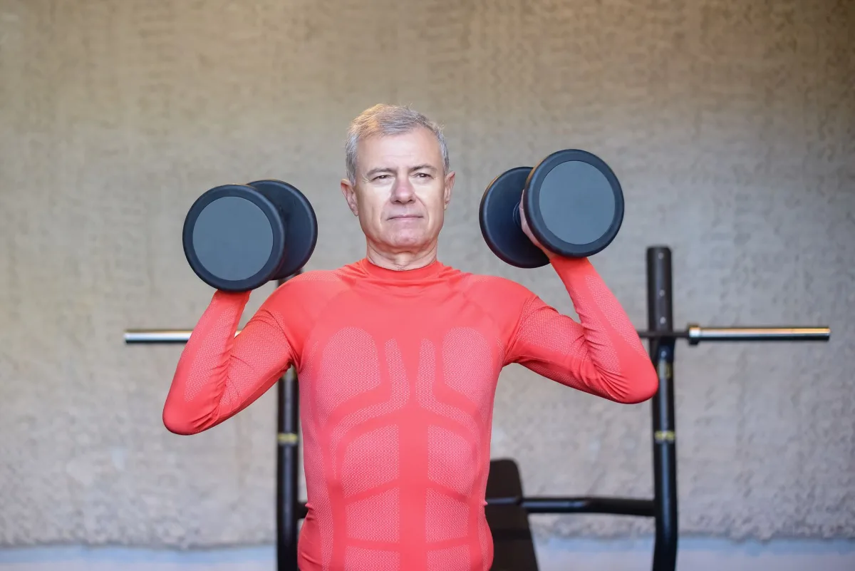 Comment prendre du muscle après 45 ans homme sans se blesser
