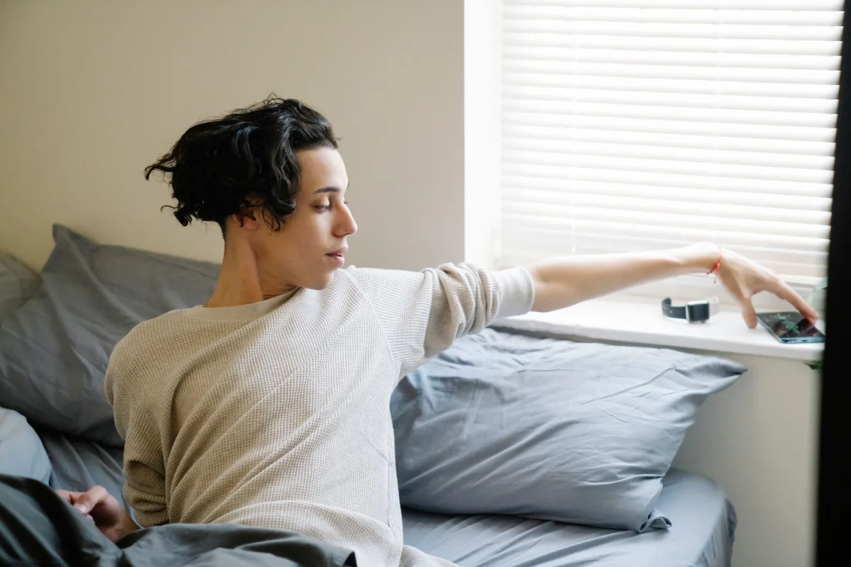 Jeun intermittent bienfaits sommeil et energie au reveil : le vrai bilan