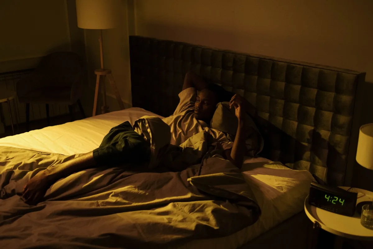 Micro reveils nocturnes recuperation musculaire cause : quand tu t'entraînes dur